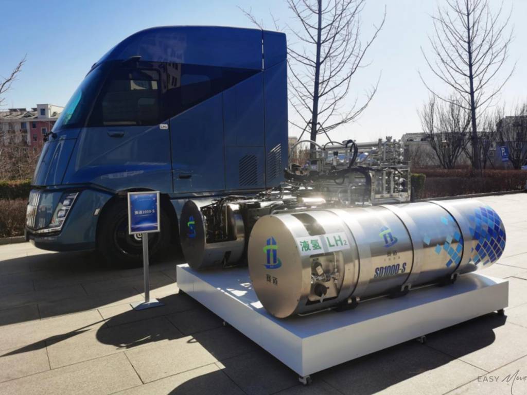 航天级科技赋能：福田卡文重卡携手航天六院 引领液氢重卡迈入规模化新阶段 - 第2张