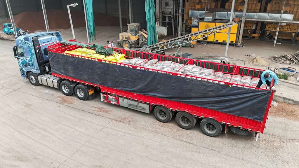 “开龙擎 向富行” 阜阳至杭州赵师傅带货试车 东风新KL 600马力综合油耗29升 - 第2张