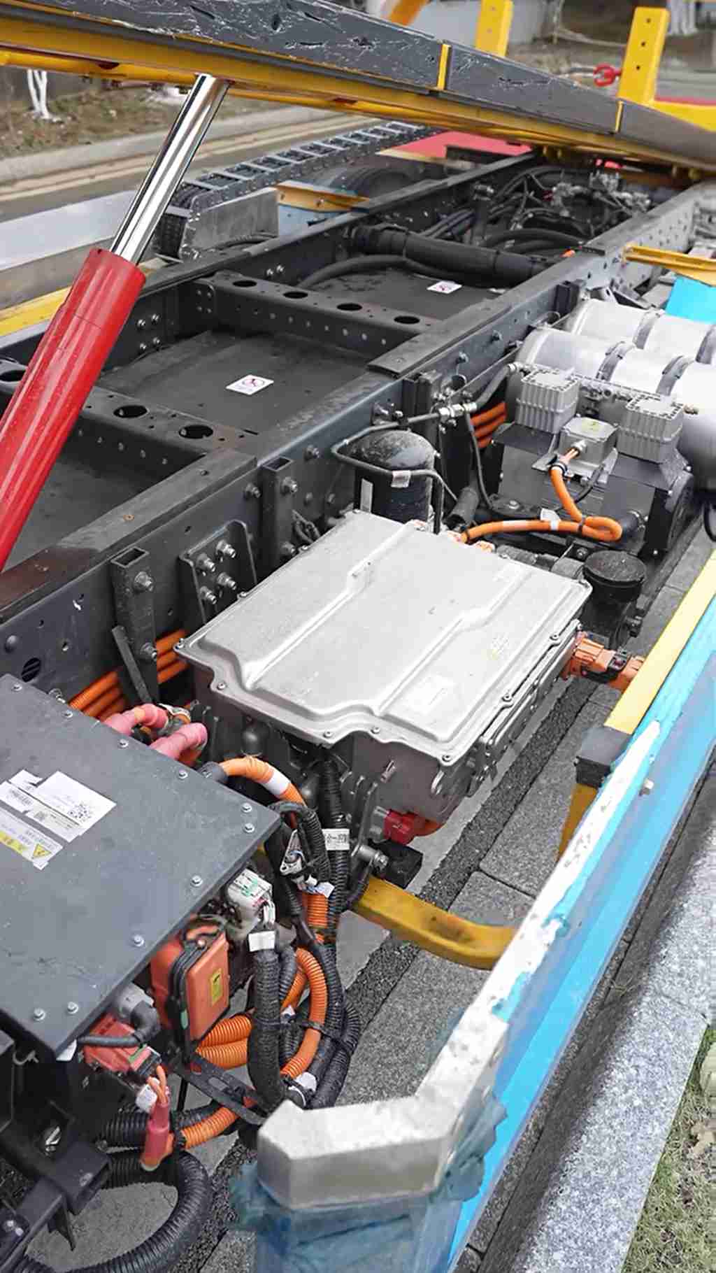 鲜乘直通车 | 能拉能跑还省心,乘龙翼威2新能源清障车凭什么是“实力派”? - 第6张 - 提加商用车网 鲜乘直通车 | 能拉能跑还省心,乘龙翼威2新能源清障车凭什么是“实力派”? - 第6张