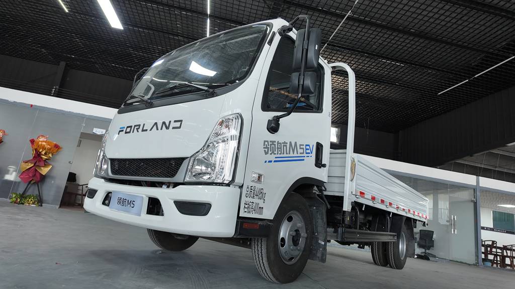 城配破局之选：时代领航M5标载版纯电轻卡，全场景高效赚钱利器 - 第1张