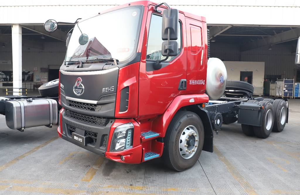 乘龙H5超轻版2.0 LNG子母车：第二代更懂“多拉多赚” - 第2张