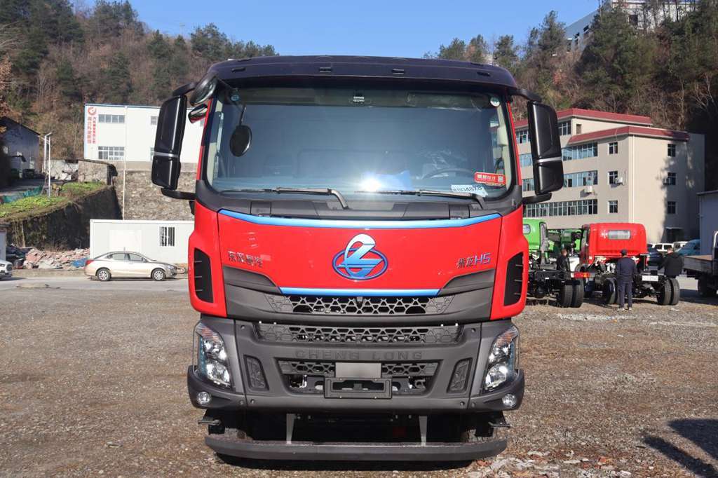 乘龙H5 4×2纯电自卸，把“极限”二字玩明白了 - 第2张