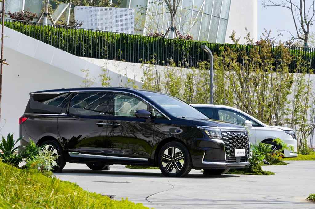 瑞风RF8悦享系列上市，17.69万-22.69万限时抢购，全能满配越级而来！ - 第2张