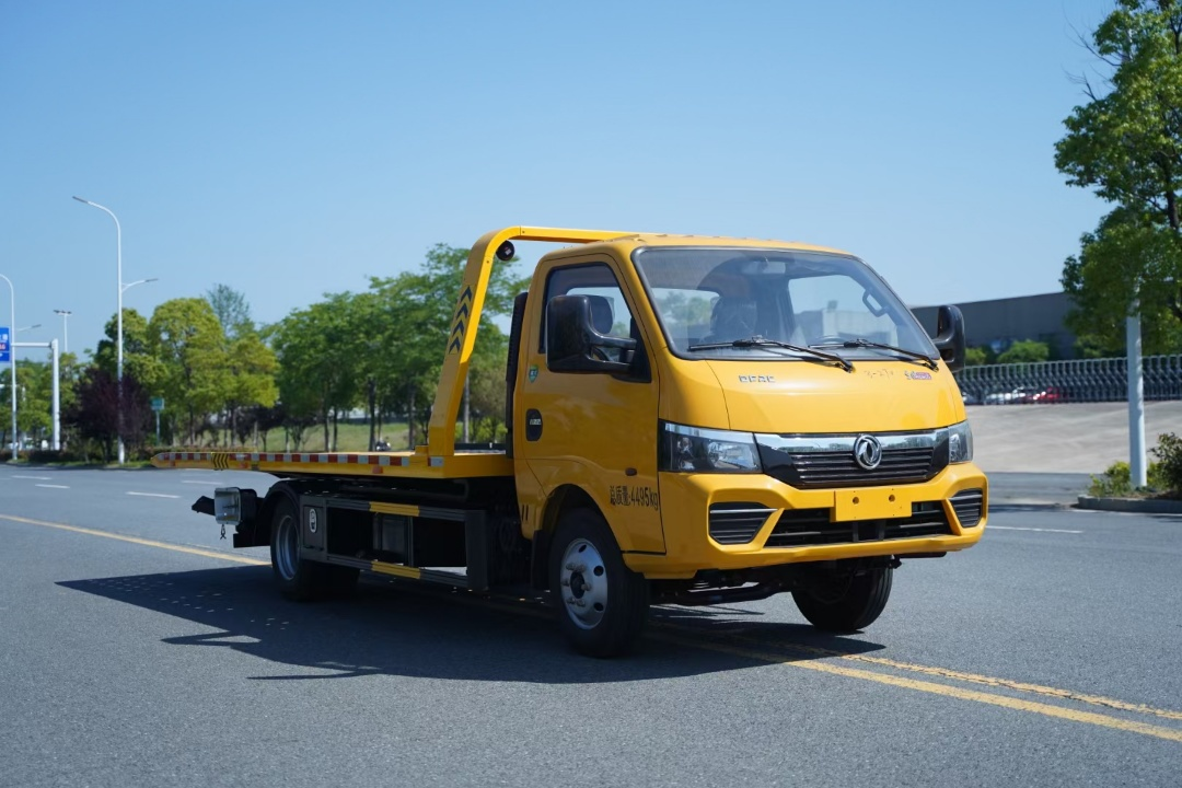 下地库不慌 上蓝牌不超 这台东风宽体途逸清障车有点香 - 第2张