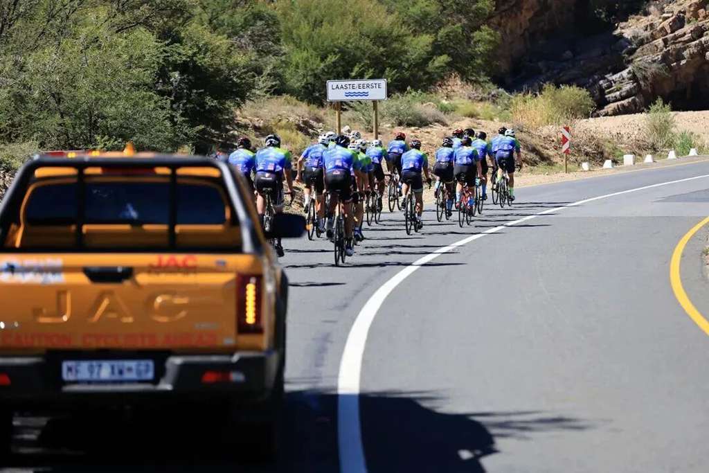 以车为媒 传递温暖——JAC 连续三年护航南非 “极限骑行・抗击饥饿”公益活动 - 第7张 - 提加商用车网 以车为媒 传递温暖——JAC 连续三年护航南非 “极限骑行・抗击饥饿”公益活动 - 第7张