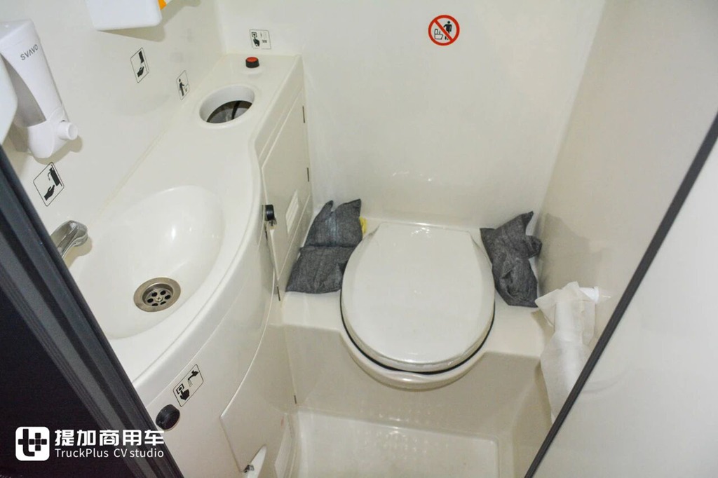 2025Busworld客车展｜挑战欧洲豪华大巴，荣获“最佳客车”大奖！宇通T14E纯电动旅游巴士到底强在哪里？ - 第21张