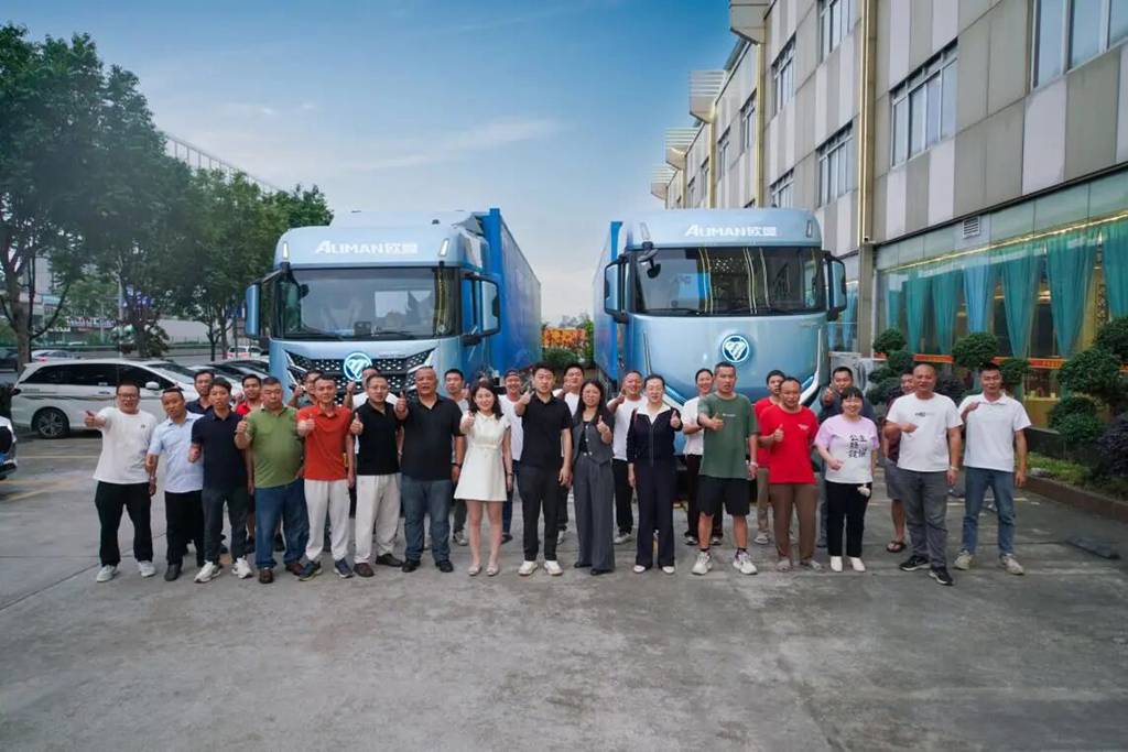 欧曼银河全球价值品鉴之旅（纯电篇）：驰骋粤港 实力诠释场景适配 - 第1张