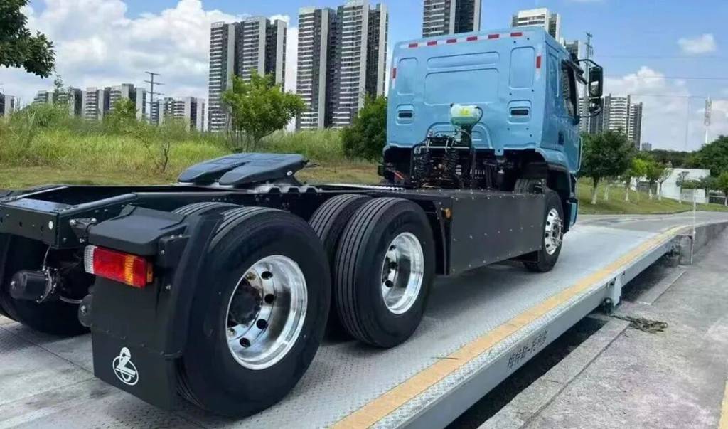 鲜乘直通车 | 越跑越值，越开越赚：乘龙H5超轻版纯电牵引车用里程续写前程，用实力兑现收益 - 第2张