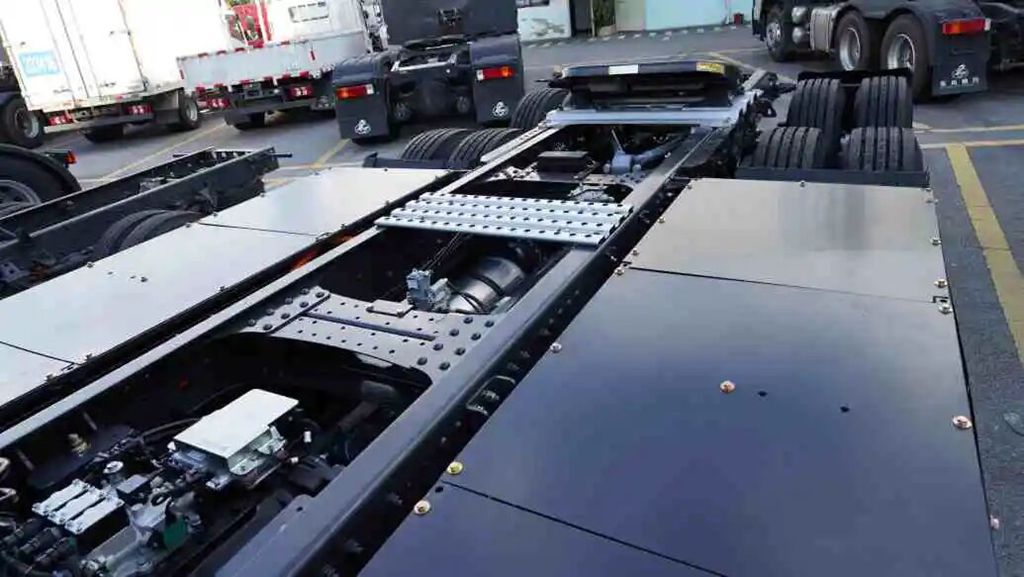 鲜乘直通车 | 越跑越值，越开越赚：乘龙H5超轻版纯电牵引车用里程续写前程，用实力兑现收益 - 第4张