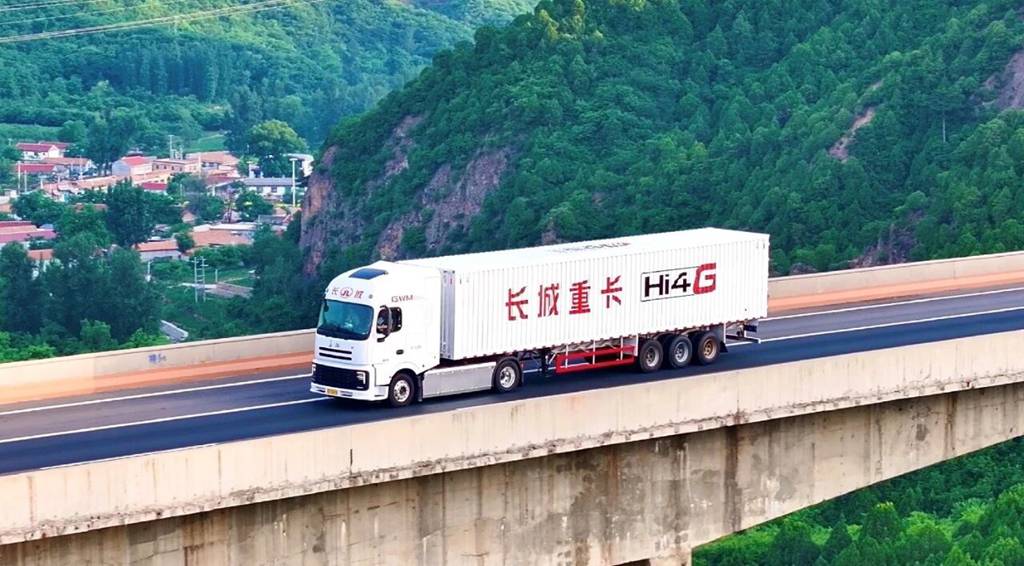 百台长城混动重卡交付头部快递企业，快递运输开启混动时代 - 第3张