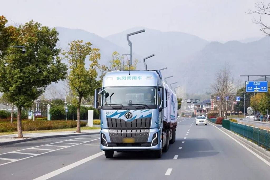 好车+好人 温暖相伴 可靠同行 - 第1张