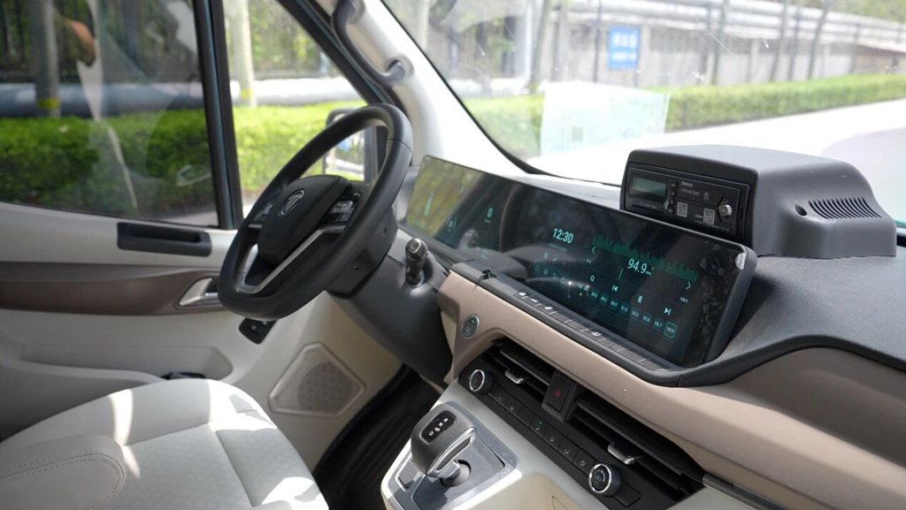 满城纸鸢乘风起 福田图雅诺X8亮相潍坊国际风筝节 - 第3张