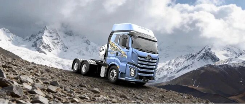 J6 Pro 6SV3 LNG牵引车：好车配好活，日子红火火！ - 第3张