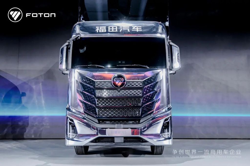 用欧曼就是省！欧曼银河5 高速公路领航/辅航重卡 节省3%-5%能耗 - 第1张