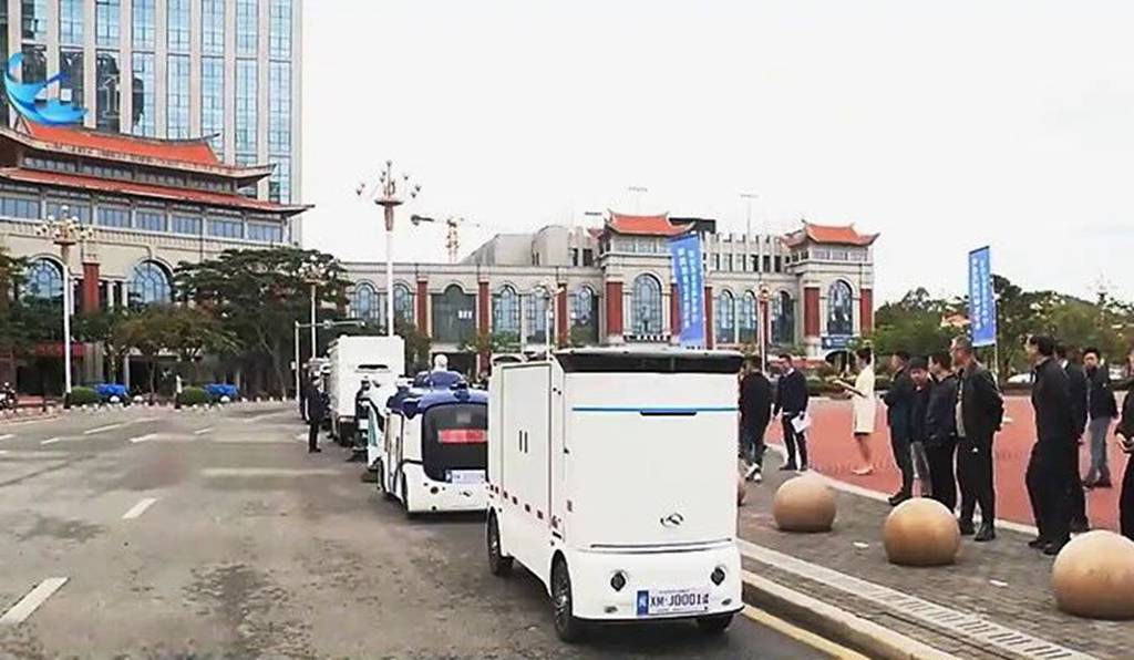 数智引领，驭见未来——金龙无人配送车亮相第九届数字中国建设峰会 - 第8张