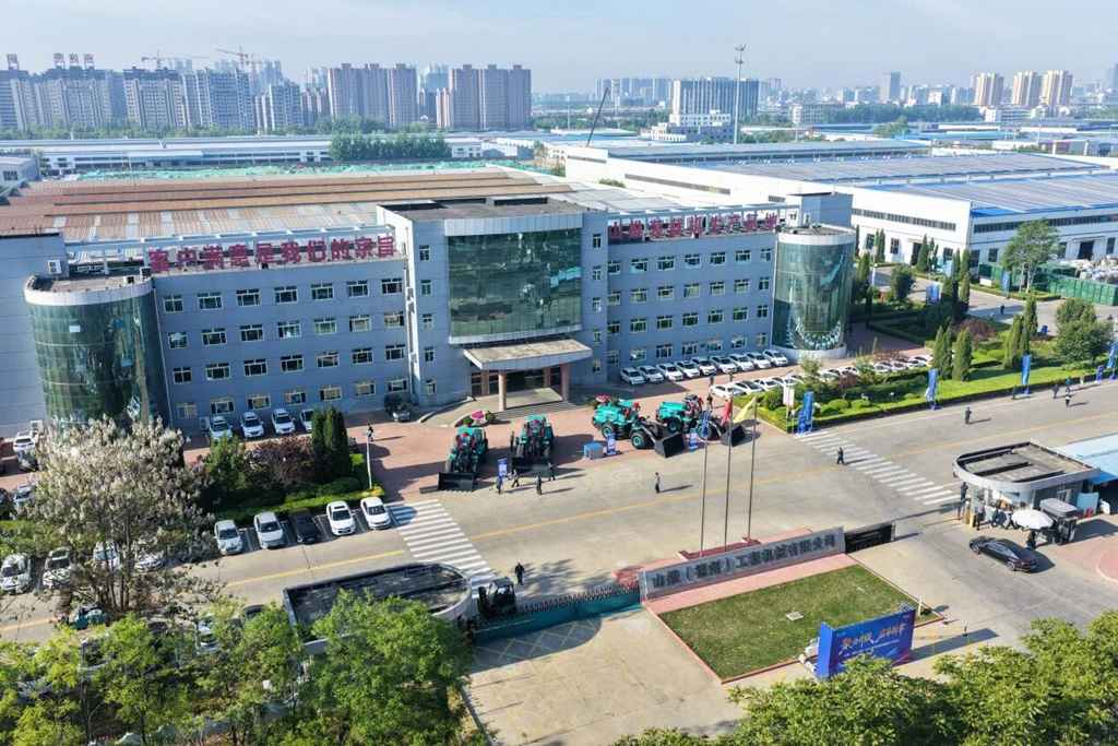 山推・潍柴全新一代X6系列纯电装载机新品下线并批量交付 - 第2张