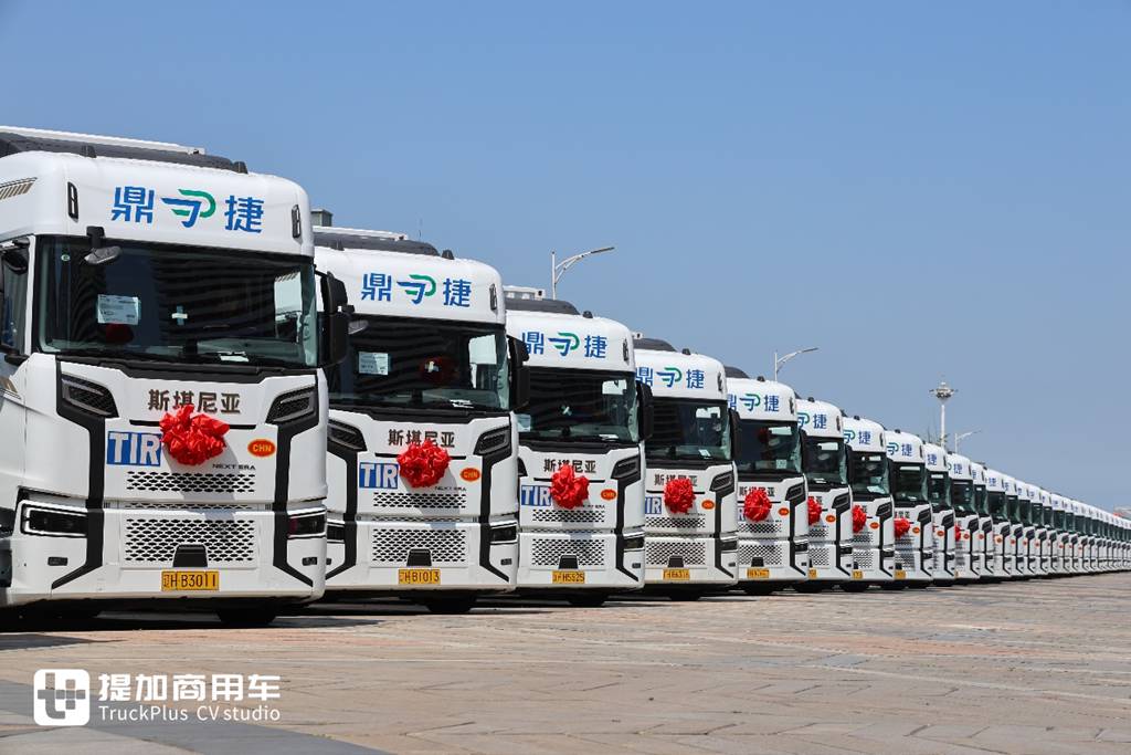 国内首批TIR先行者批量复购:为何营口鼎捷把NEXT ERA重卡当作最大底气 - 第1张 - 提加商用车网 国内首批TIR先行者批量复购:为何营口鼎捷把NEXT ERA重卡当作最大底气 - 第1张