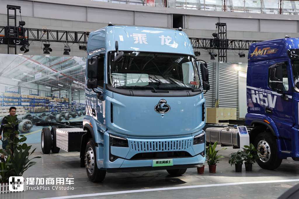 配2C超充，效率堪比燃油车？乘龙翼威5超充版大单桥深度解析 - 第10张