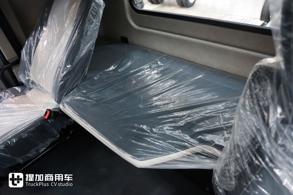 配2C超充，效率堪比燃油车？乘龙翼威5超充版大单桥深度解析 - 第17张