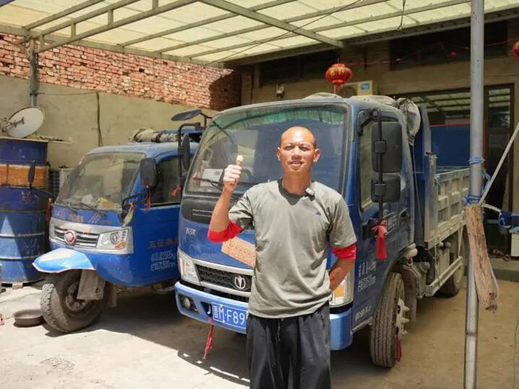 山西权师傅：从五征三轮车到飞碟金牛，15年5辆车，奔跑出生活向上的路 - 第1张