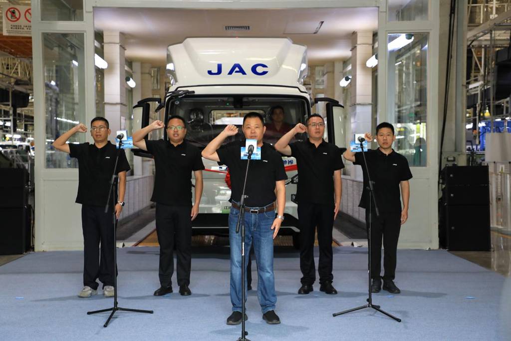 行业首发172度电!江淮新能源轻卡新品首发下线,树立长续航标杆 - 第8张 - 提加商用车网 行业首发172度电!江淮新能源轻卡新品首发下线,树立长续航标杆 - 第8张