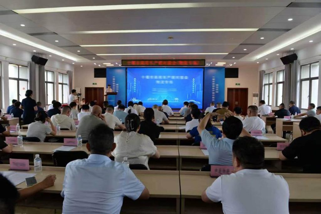 政企协同 产销共赢 东风商用车参加十堰物流产销对接会现场签约130 台! - 第1张 - 提加商用车网 政企协同 产销共赢 东风商用车参加十堰物流产销对接会现场签约130 台! - 第1张