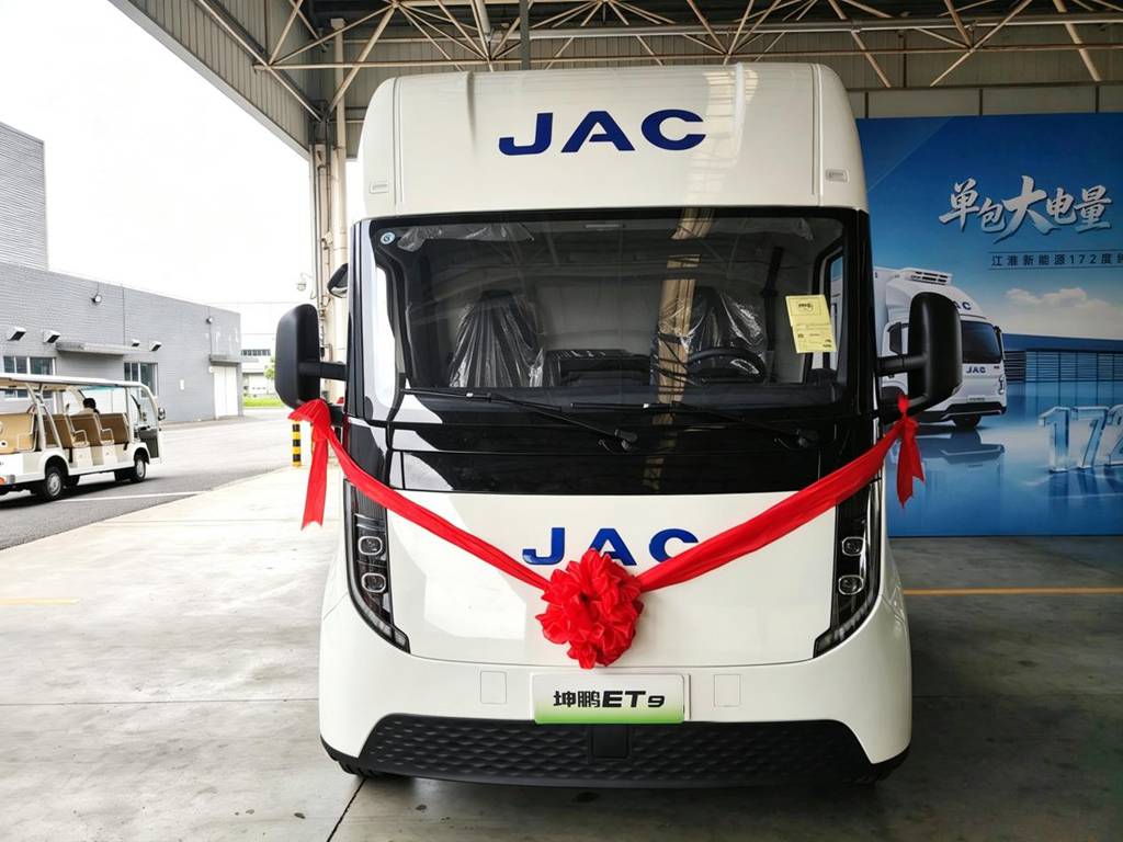 行业首发172度电!江淮新能源轻卡新品首发下线,树立长续航标杆 - 第4张 - 提加商用车网 行业首发172度电!江淮新能源轻卡新品首发下线,树立长续航标杆 - 第4张