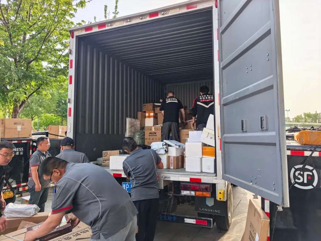 【用户口碑实录】潍柴蓝擎X7LNG气省劲足,驰骋西北快递转运! - 第3张 - 提加商用车网 【用户口碑实录】潍柴蓝擎X7LNG气省劲足,驰骋西北快递转运! - 第3张