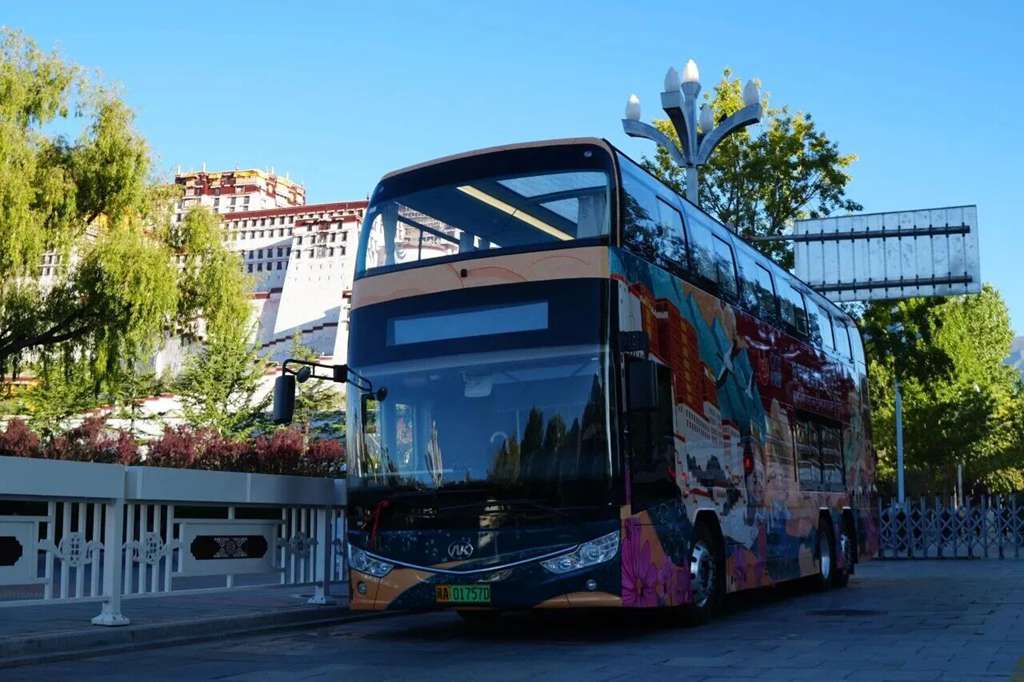 跟着旅游达人解锁拉萨新玩法!安凯E12S打造沉浸式高原漫游 - 第2张 - 提加商用车网 跟着旅游达人解锁拉萨新玩法!安凯E12S打造沉浸式高原漫游 - 第2张