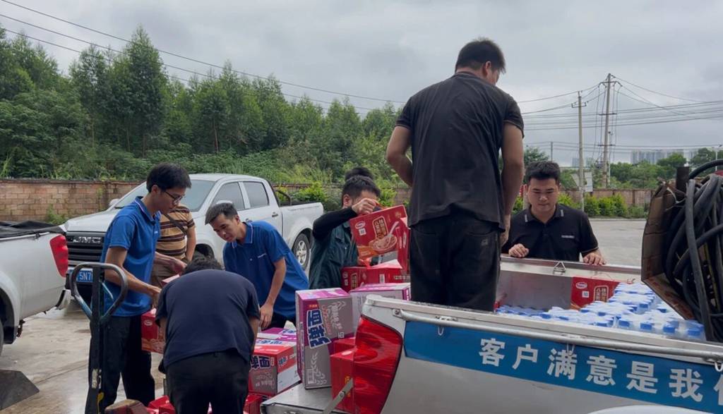 鲁桂同心 风雨驰援!山东重工全力护航广西抗洪抢险第一线 - 第1张 - 提加商用车网 鲁桂同心 风雨驰援!山东重工全力护航广西抗洪抢险第一线 - 第1张