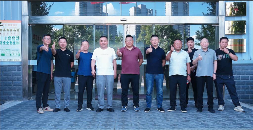 匠心筑品质 携手启新程|济宁汶上客户代表莅临东风龙擎考察交流 - 第1张 - 提加商用车网 匠心筑品质 携手启新程|济宁汶上客户代表莅临东风龙擎考察交流 - 第1张