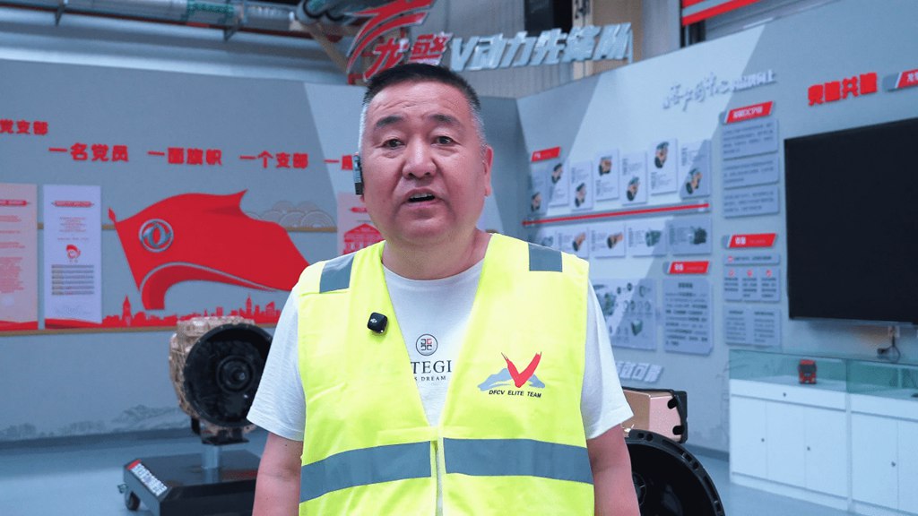 匠心筑品质 携手启新程|济宁汶上客户代表莅临东风龙擎考察交流 - 第4张 - 提加商用车网 匠心筑品质 携手启新程|济宁汶上客户代表莅临东风龙擎考察交流 - 第4张
