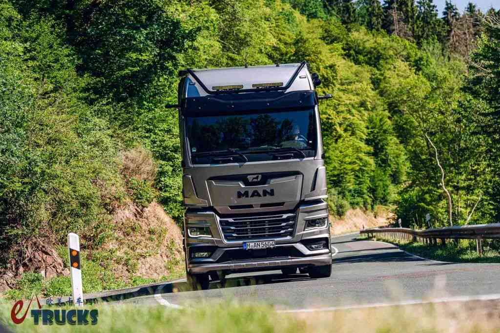 350余名卡车司机共同打造,最亲民最实在的特别版卡车?曼恩TGX Truckers’ Edition了解一下 - 第4张 - 提加商用车网 350余名卡车司机共同打造,最亲民最实在的特别版卡车?曼恩TGX Truckers’ Edition了解一下 - 第4张