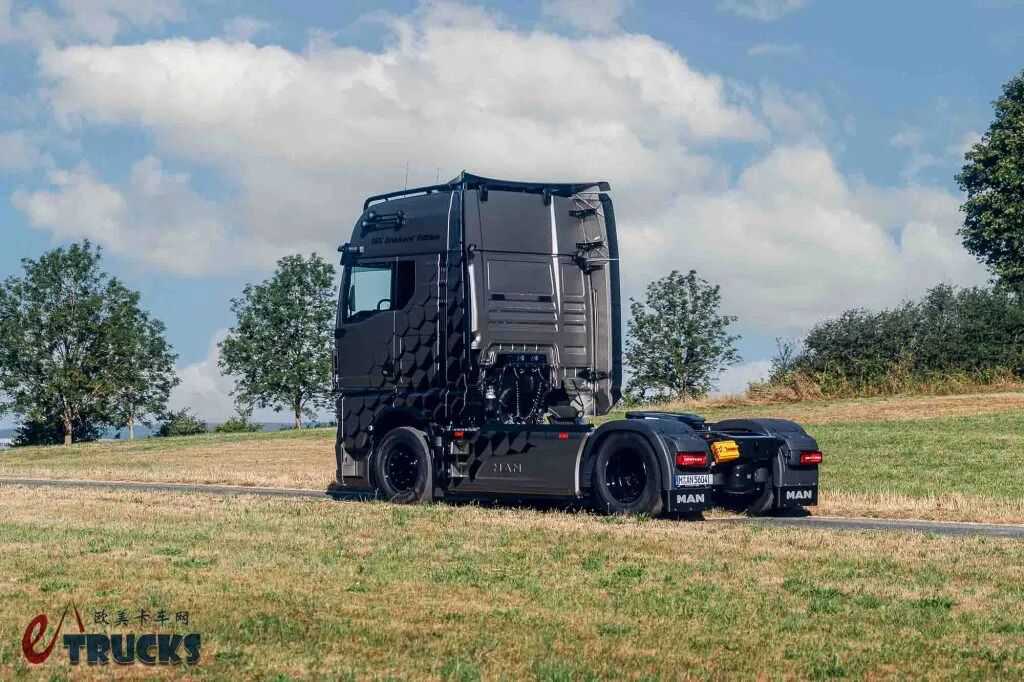 350余名卡车司机共同打造,最亲民最实在的特别版卡车?曼恩TGX Truckers’ Edition了解一下 - 第17张 - 提加商用车网 350余名卡车司机共同打造,最亲民最实在的特别版卡车?曼恩TGX Truckers’ Edition了解一下 - 第17张