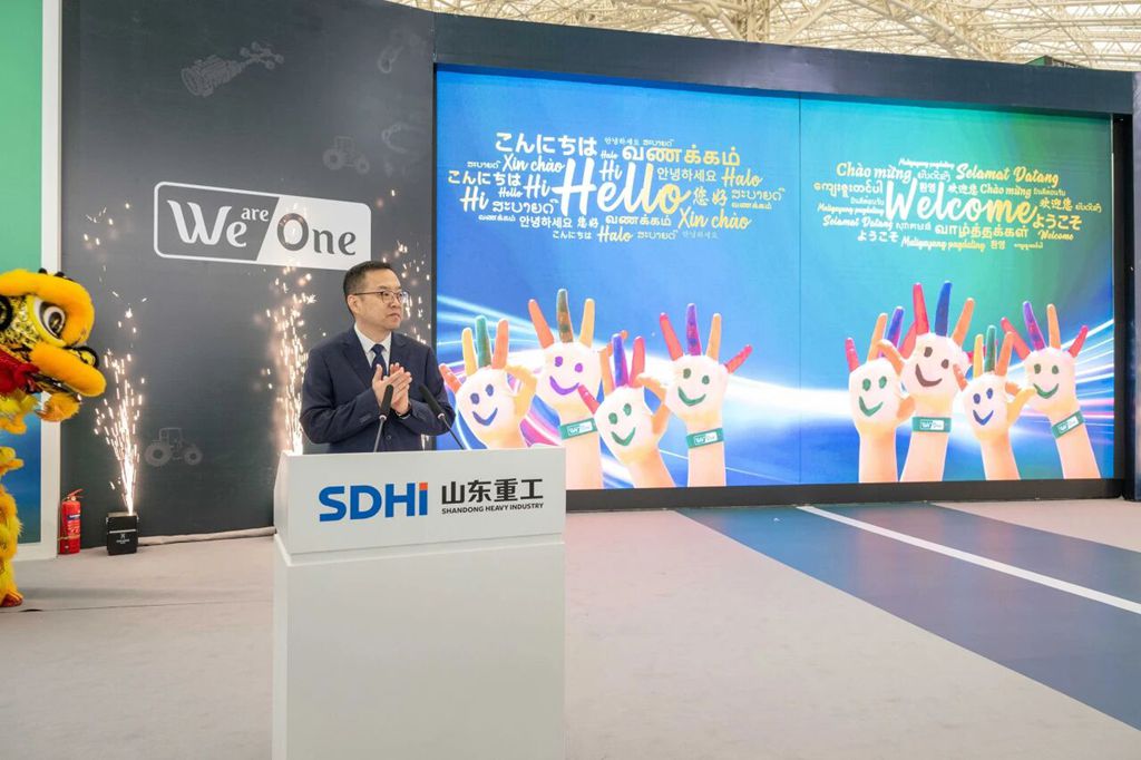 山东重工集团绿色智能产品展示会在越南河内开展 - 第1张 - 提加商用车网 山东重工集团绿色智能产品展示会在越南河内开展 - 第1张