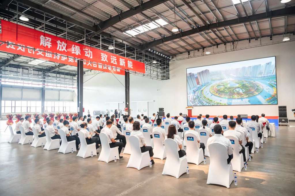 首台交付!解放绿动首台大功率发电机组落地长春 - 第1张 - 提加商用车网 首台交付!解放绿动首台大功率发电机组落地长春 - 第1张