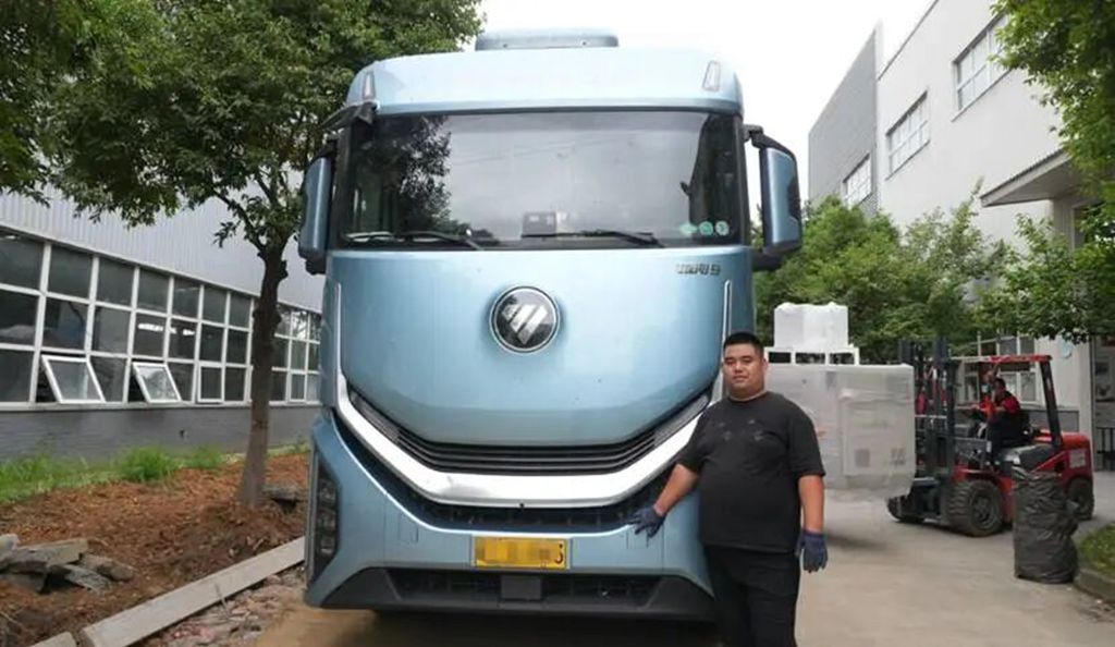 与欧曼同行 高效之路!欧曼银河燃气车:孟师傅跨省长途干线增收利器 - 第1张 - 提加商用车网 与欧曼同行 高效之路!欧曼银河燃气车:孟师傅跨省长途干线增收利器 - 第1张