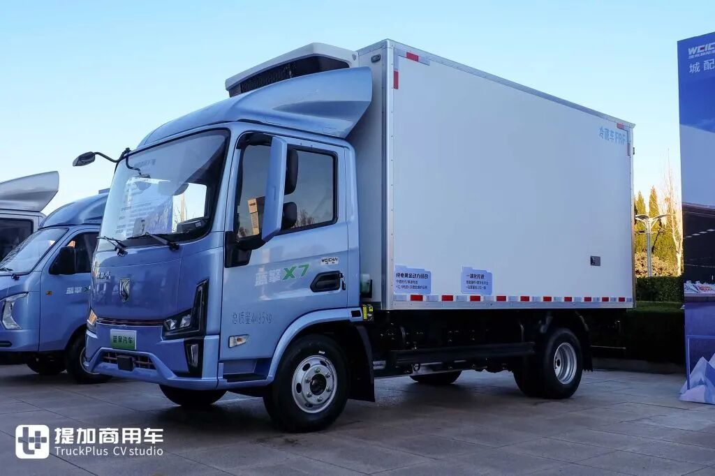 原厂上装,超丰富电池、电驱规格!潍柴新能源蓝擎X7纯电动冷藏车实拍 - 第1张 - 提加商用车网 原厂上装,超丰富电池、电驱规格!潍柴新能源蓝擎X7纯电动冷藏车实拍 - 第1张