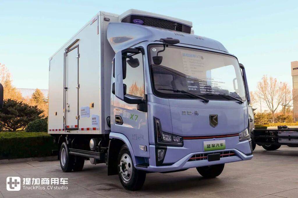 原厂上装,超丰富电池、电驱规格!潍柴新能源蓝擎X7纯电动冷藏车实拍 - 第2张 - 提加商用车网 原厂上装,超丰富电池、电驱规格!潍柴新能源蓝擎X7纯电动冷藏车实拍 - 第2张