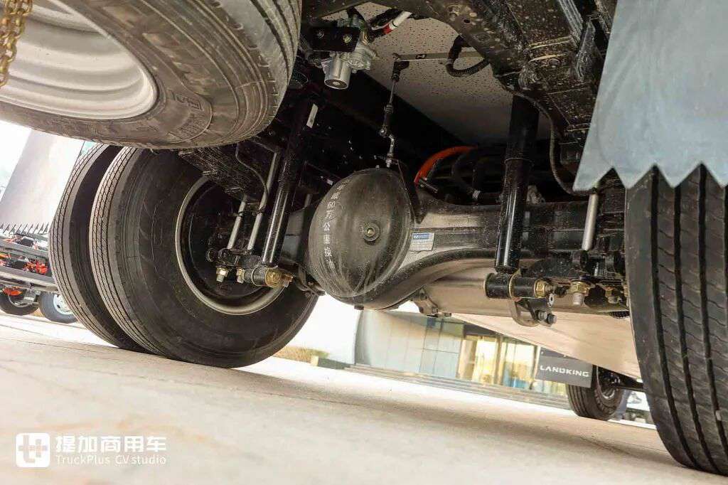 原厂上装,超丰富电池、电驱规格!潍柴新能源蓝擎X7纯电动冷藏车实拍 - 第10张 - 提加商用车网 原厂上装,超丰富电池、电驱规格!潍柴新能源蓝擎X7纯电动冷藏车实拍 - 第10张