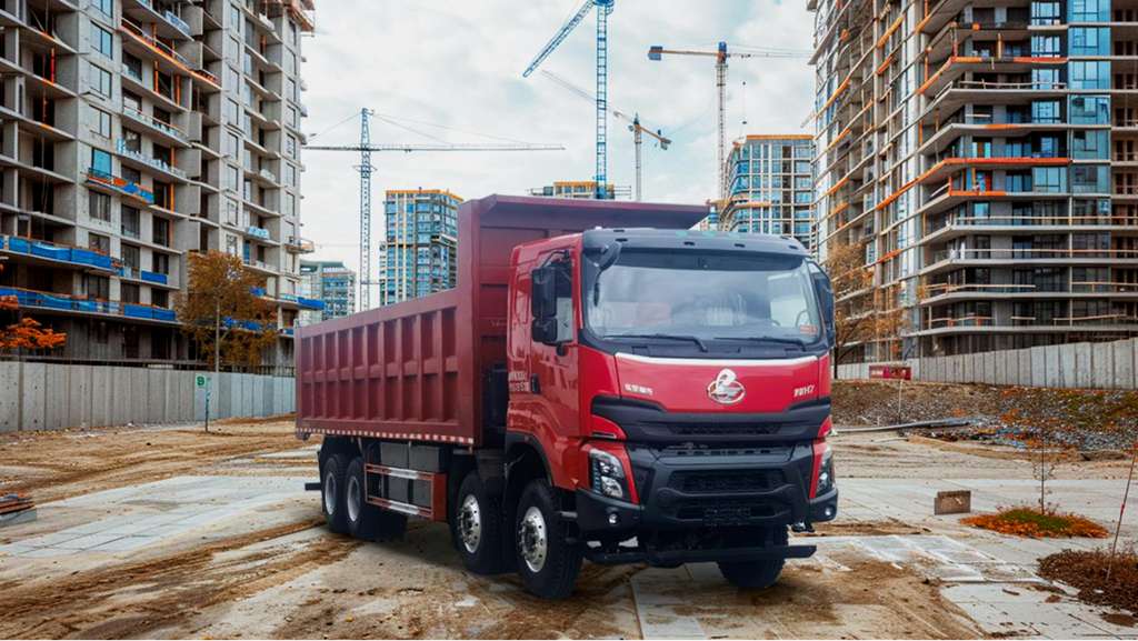 鲜乘直通车|重载起步稳、续航补能快,乘龙H7 8×4纯充自卸车工程运输实力搭档 - 第1张 - 提加商用车网 鲜乘直通车|重载起步稳、续航补能快,乘龙H7 8×4纯充自卸车工程运输实力搭档 - 第1张