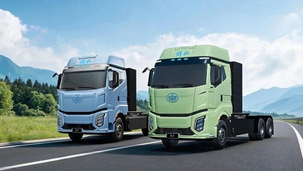 J6 Pro纯电牵引车:一路从容到底,越开越上瘾 - 第2张 - 提加商用车网 J6 Pro纯电牵引车:一路从容到底,越开越上瘾 - 第2张