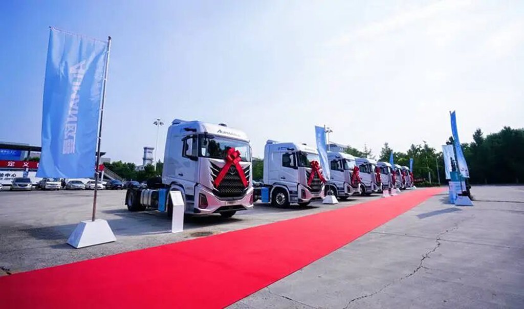 30台签约交付!欧曼银河5 HWP高速公路领航重卡 助用户效率效益双赢 - 第3张 - 提加商用车网 30台签约交付!欧曼银河5 HWP高速公路领航重卡 助用户效率效益双赢 - 第3张