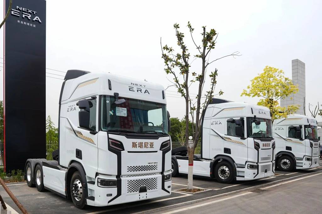 NEXT ERA 重卡赋能西部物流走廊，陕西众力长拓 4S 店正式开业 - 第3张