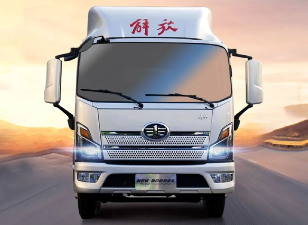 170Ps+2.5L排量+420N·m+180mm双层大车架=？ - 第2张