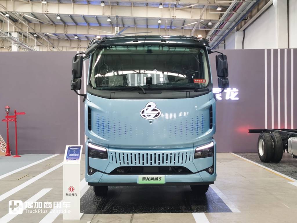 8.5吨自重+400度电!乘龙翼威5超轻版3.0上市,轻700公斤每年多赚2.7万 - 第13张 - 提加商用车网 8.5吨自重+400度电!乘龙翼威5超轻版3.0上市,轻700公斤每年多赚2.7万 - 第13张