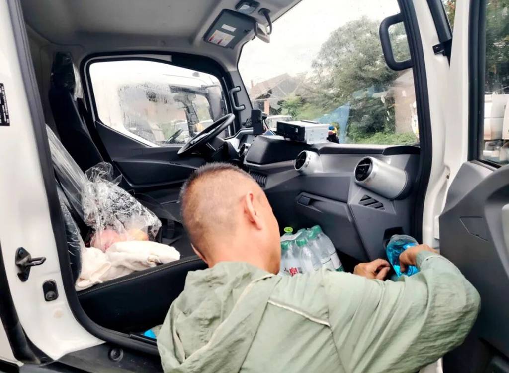 【飞碟服务 安心到家】八月客户关怀行动:把服务送到您身边 - 第3张 - 提加商用车网 【飞碟服务 安心到家】八月客户关怀行动:把服务送到您身边 - 第3张