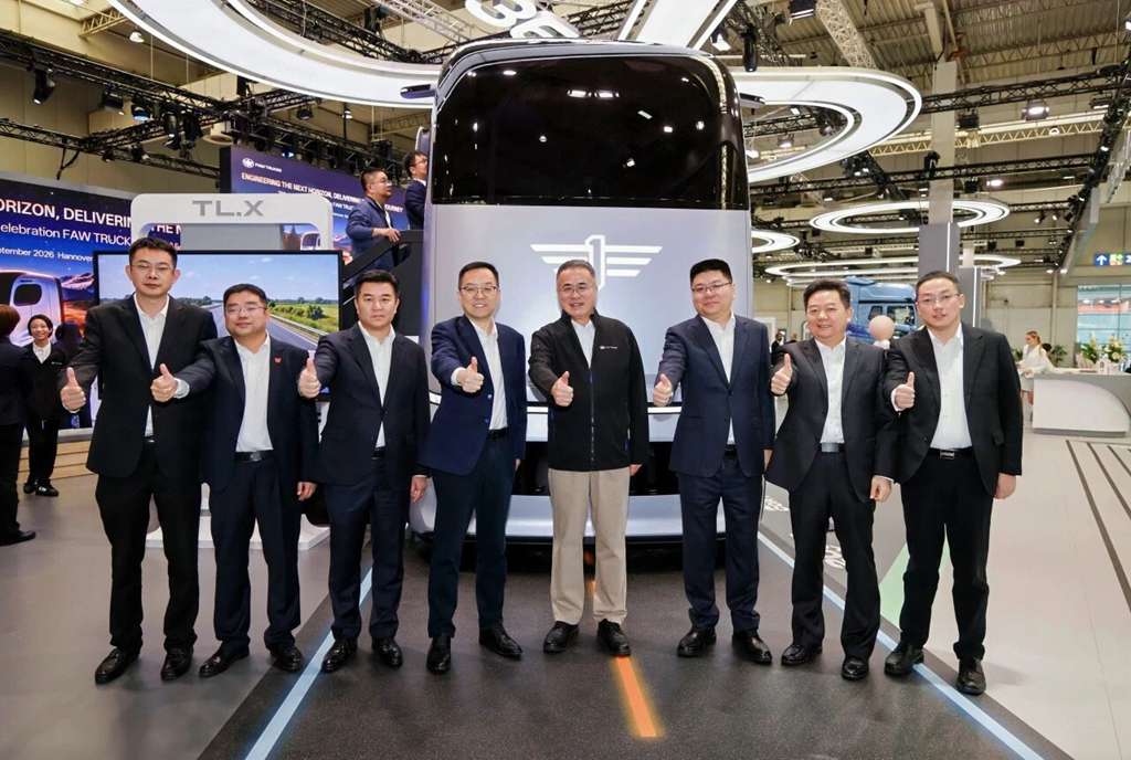 排长队、刷爆圈!一汽解放燃动IAA公众开放日 - 第3张 - 提加商用车网 排长队、刷爆圈!一汽解放燃动IAA公众开放日 - 第3张
