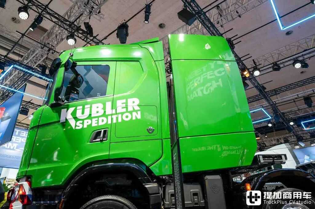 2026IAA:斯堪尼亚千吨王来了!8×6驱动配770匹V8机,770 S大件牵引车深度实拍评测 - 第14张 - 提加商用车网 2026IAA:斯堪尼亚千吨王来了!8×6驱动配770匹V8机,770 S大件牵引车深度实拍评测 - 第14张