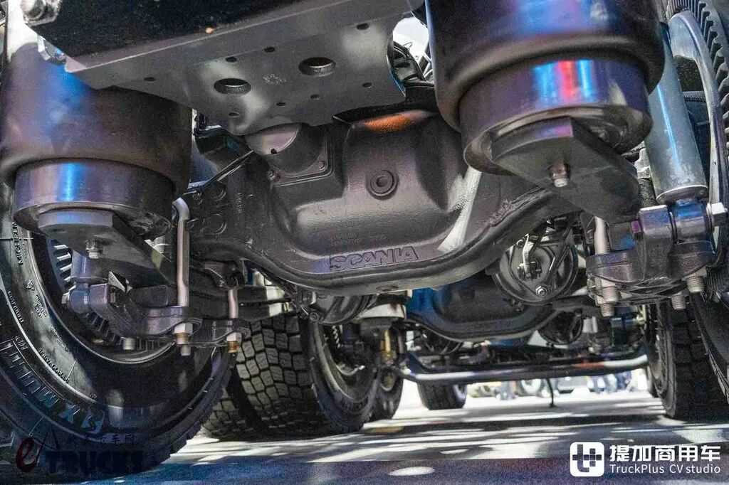 2026IAA:斯堪尼亚千吨王来了!8×6驱动配770匹V8机,770 S大件牵引车深度实拍评测 - 第18张 - 提加商用车网 2026IAA:斯堪尼亚千吨王来了!8×6驱动配770匹V8机,770 S大件牵引车深度实拍评测 - 第18张